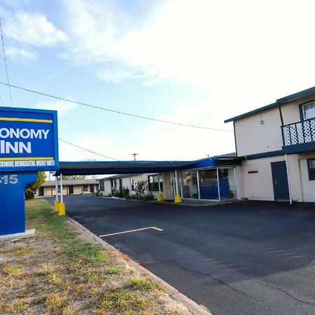 Economy Inn Kingsville Bagian luar foto