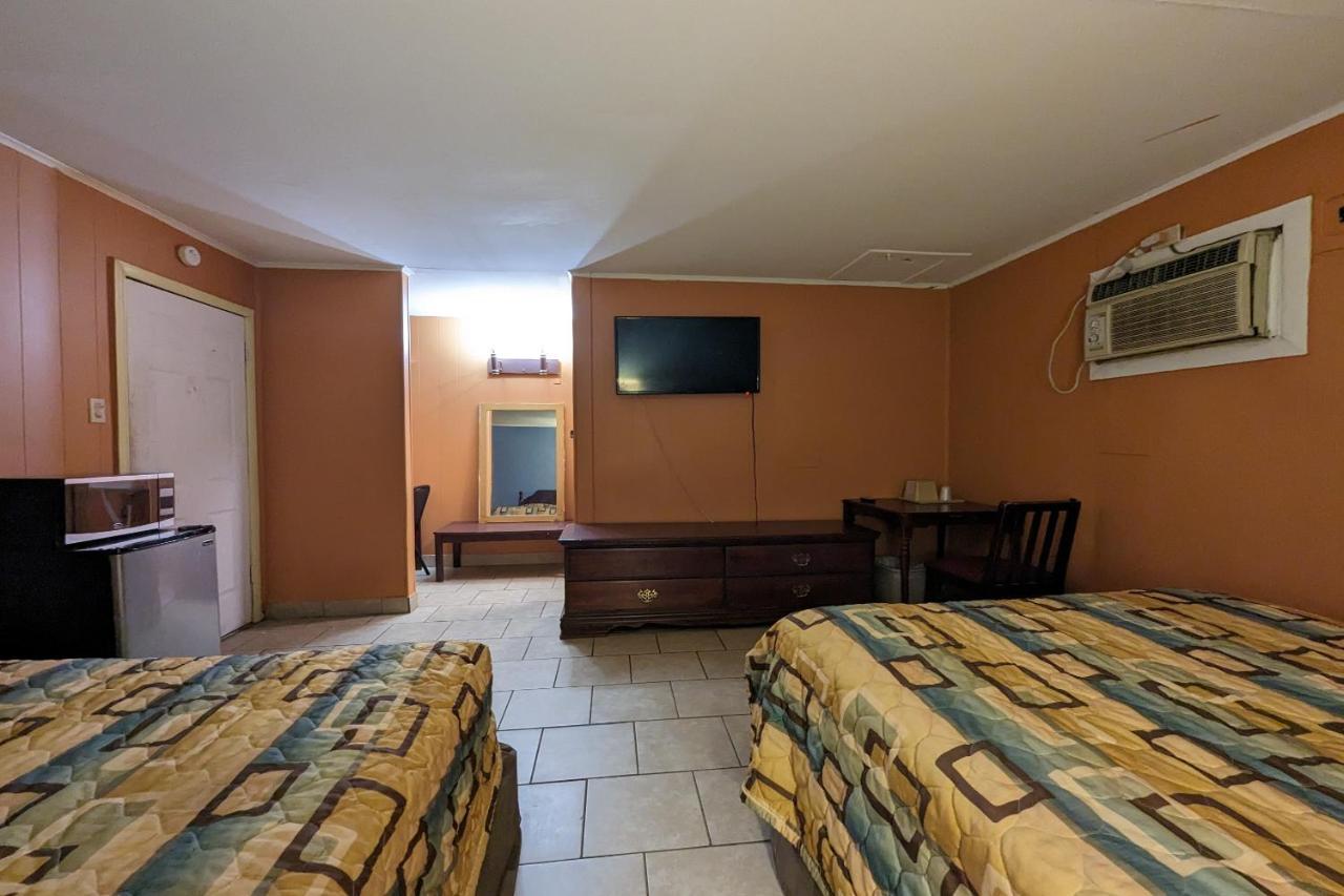 Economy Inn Kingsville Bagian luar foto