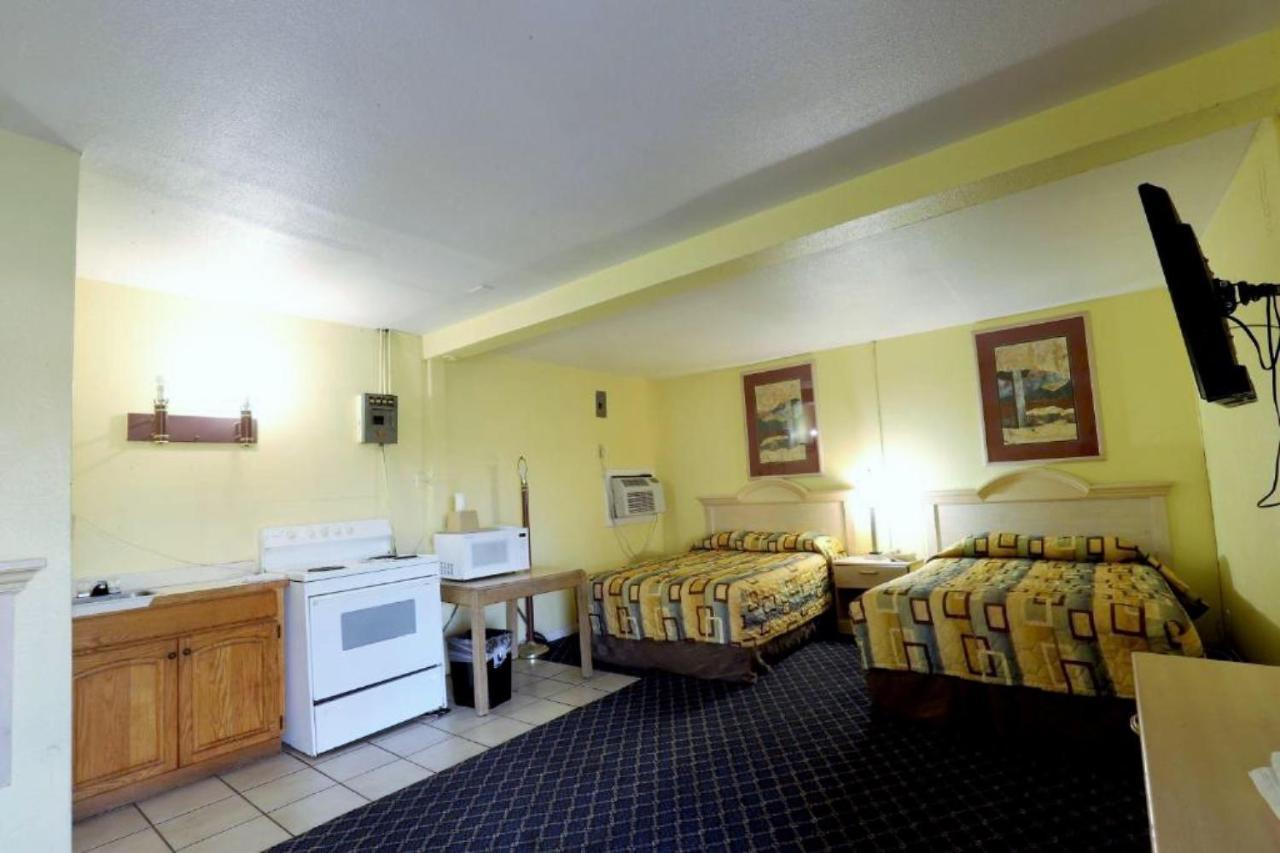 Economy Inn Kingsville Bagian luar foto