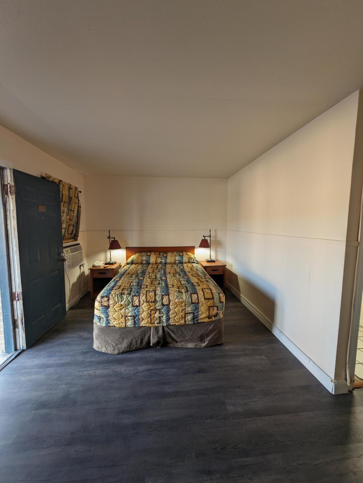 Economy Inn Kingsville Bagian luar foto
